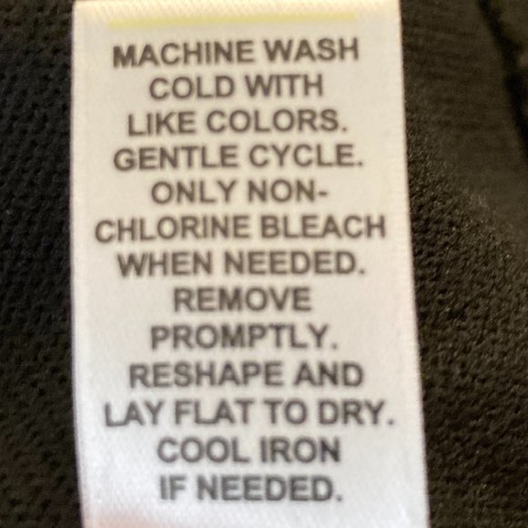 Cardigan C est. 1946 Draped Black White and Silver Beading Sz M Grandma-Core - Picture 13 of 13